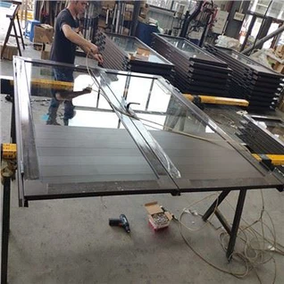 Tvöfaldar hurðir úr áli